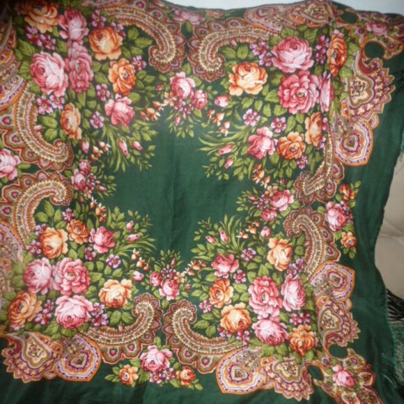 🌺🌿 Colorful Authentic Russian-Style Wool Blend Fringe Shawl 🌿🌺 - Picture 8 of 16